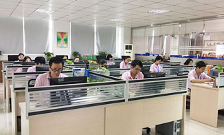 辦公室員工上班照片